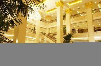 Regal Court Hotel 5*