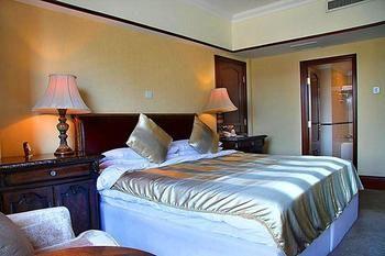Regal Court Hotel